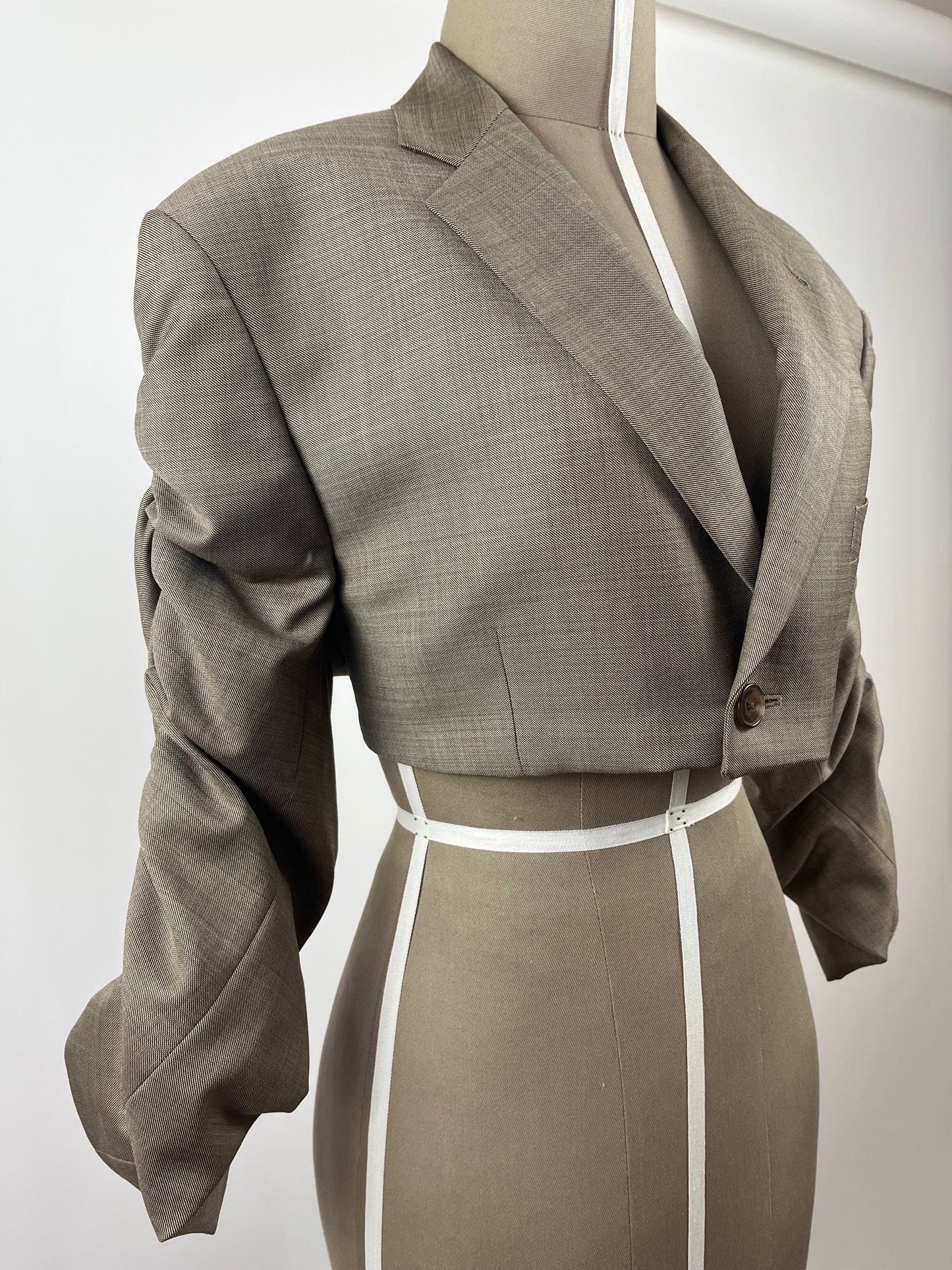 Blazer Crop - Pliegues mangas